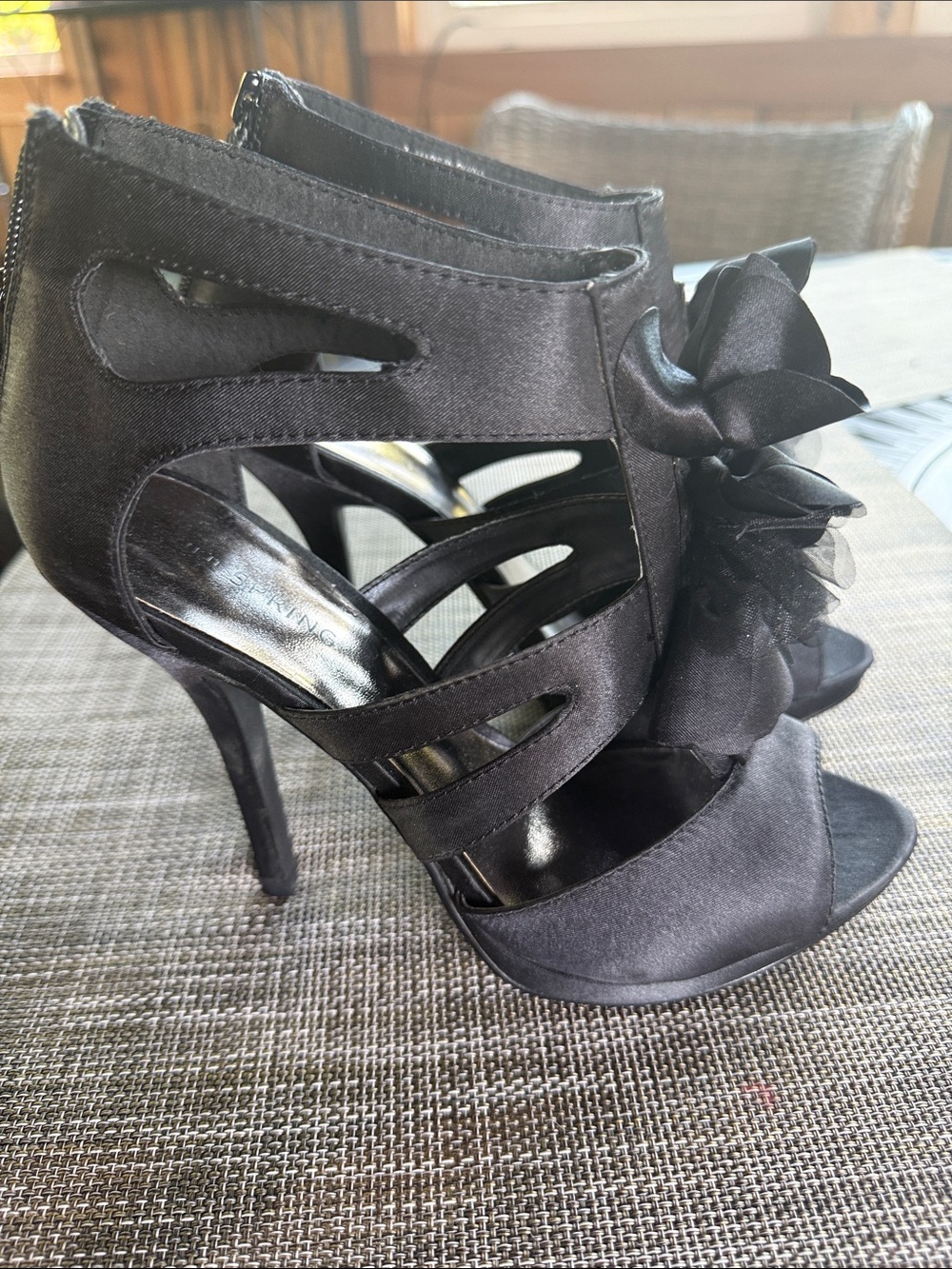 Call it SPRING Black Satin Floral Cutout High Heel stiletto Sandals size 7
